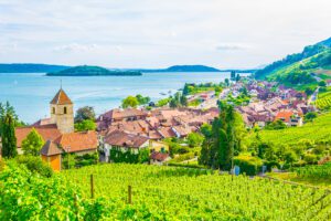 Biel/Bienne, Switzerland - Bilingual City with Lakeside Beauty