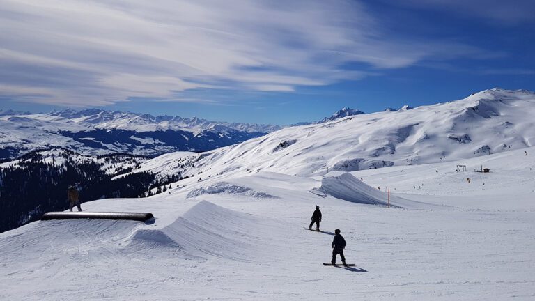 Flims Laax Falera Ski Resorts: A premier alpine destination with expansive slopes and stunning panoramic views.