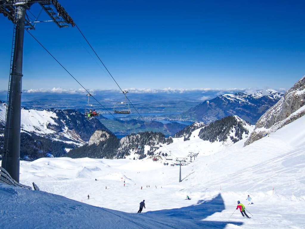 Rigi Ski Resort: A scenic destination offering serene slopes and breathtaking mountain vistas.