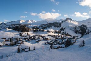 Stoos Ski Resort: A hidden gem in the Swiss Alps offering breathtaking slopes and panoramic mountain views